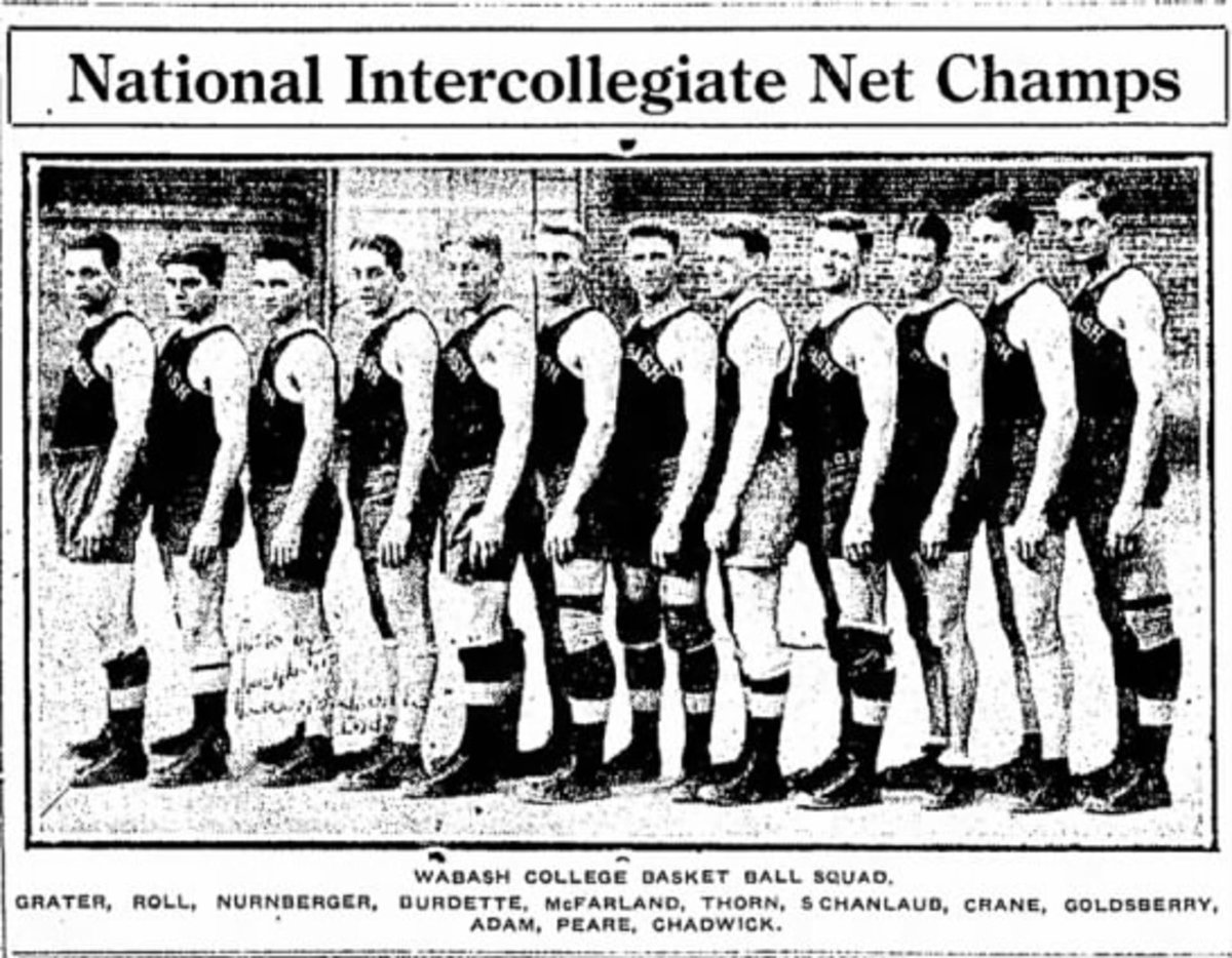 100YearsAgoNews's tweet image. March 11, 1922: Wabash College of Indiana wins the first national college basketball tournament, defeating Kalamazoo College, 43-23. The National Intercollegiate Basketball Tournament had invited 8 conference champions and one runner-up to take part; 2 teams declined. 1/2