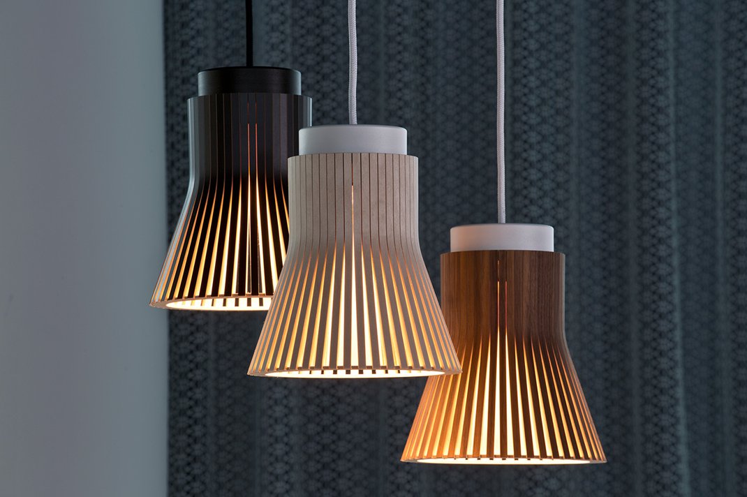 AmbFinlandePAR's tweet photo. Bienvenue #SectoDesign ! La marque finlandaise spécialisée dans les luminaires contemporains en bois a ouvert son premier showroom parisien sur les Champs-Élysées. Le design nordique intemporel à découvrir sur rendez-vous. https://t.co/WJSgjZC1tv