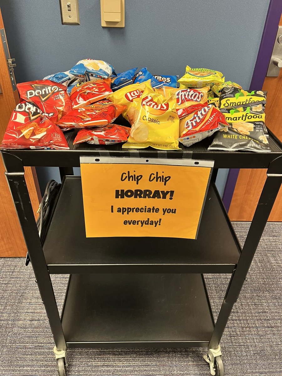 MrsBathe's tweet photo. Chip Chip Horray!!! Ending student appreciation week with a snack! Have a great spring break Mavs! 💜 https://t.co/GBrw3RJedm