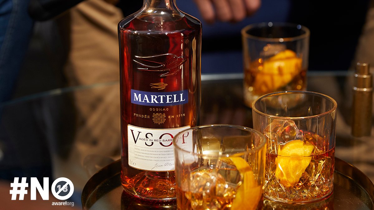 We all love our cognac different, but it always tastes better when you share it with friends and family. 
Tag the people you love having your cognac drink with and make sure you invite them over this weekend. 
#BeTheStandoutSwift.
