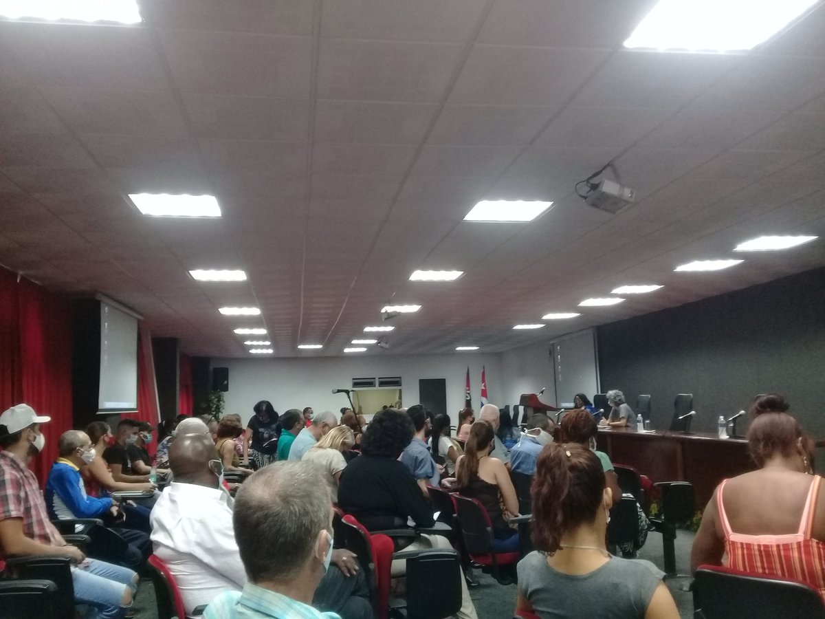 Comunica_GESIME's tweet photo. 📌Debate del #CódigoDeLasFamilias en @MindusIndustria.

👉El proyecto nos protege a todos por igual y brinda alternativas de oportunidades. https://t.co/GmB03IgFtS