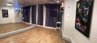 share_somewhere's tweet photo. This week, on the Share Somewhere #SpaceSpotlight, we have @FlowDanceLondon, a state of the art studio space in Kennington, boasting six dance studios, exemplary instructors and a multitude of classes.

Hire their studios here: https://t.co/YU5TJ3I0gY https://t.co/DVIOfBxqT0