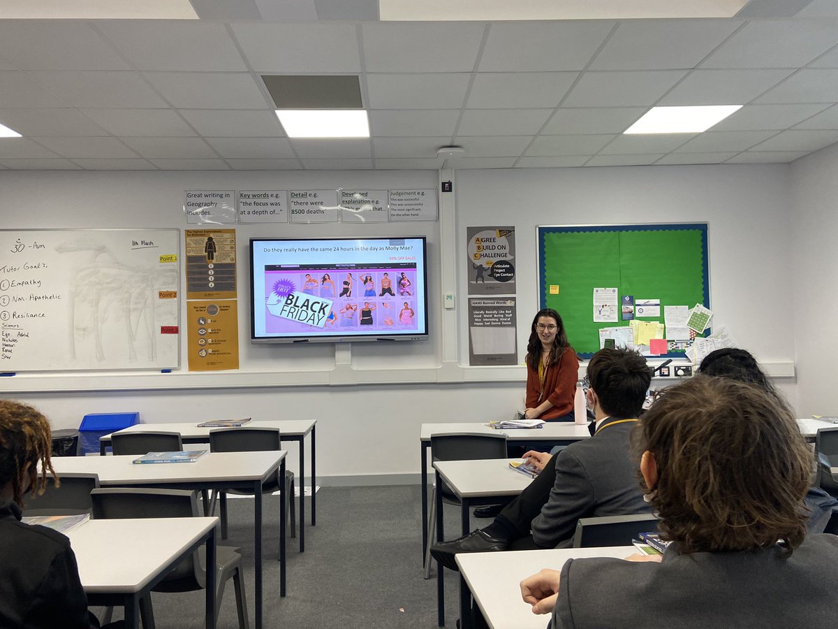HAWIGeography's tweet photo. ‘Can fast fashion ever truly be sustainable’ Miss Chapman delivered another super GeoTedTalk here at HAWI #powerfulknowledge https://t.co/P86u4dOBxp