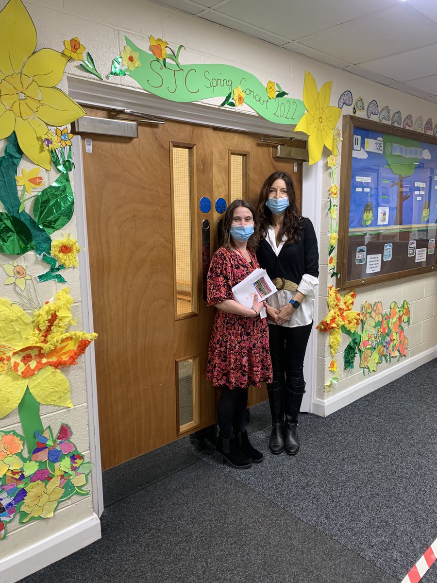 Ms Regan and Mrs Rees waiting to greet our Junior parents for the Spring Concert 🎶🎤🌼🌺#SJCJuniors #SJCMusic #SJCFamily