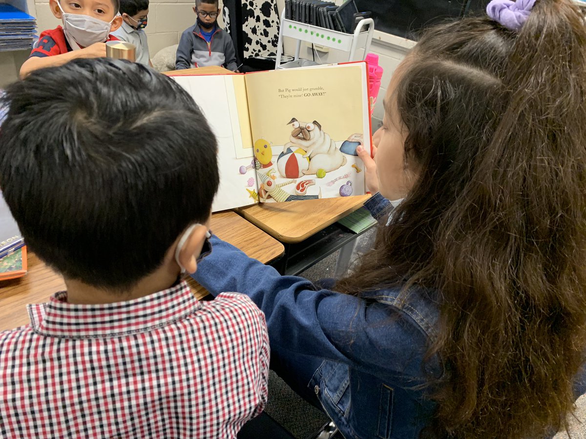 Happy read across dover day 📚 3rd graders read to our PreK buddies 😍 <a href="/DoverElementary/">Dover Elementary</a>
