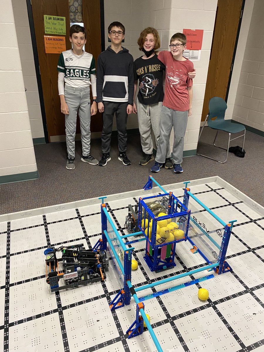 Teams 7704 and 7704M score 112 points getting ready for the state championships. #zcsstrong  #zms