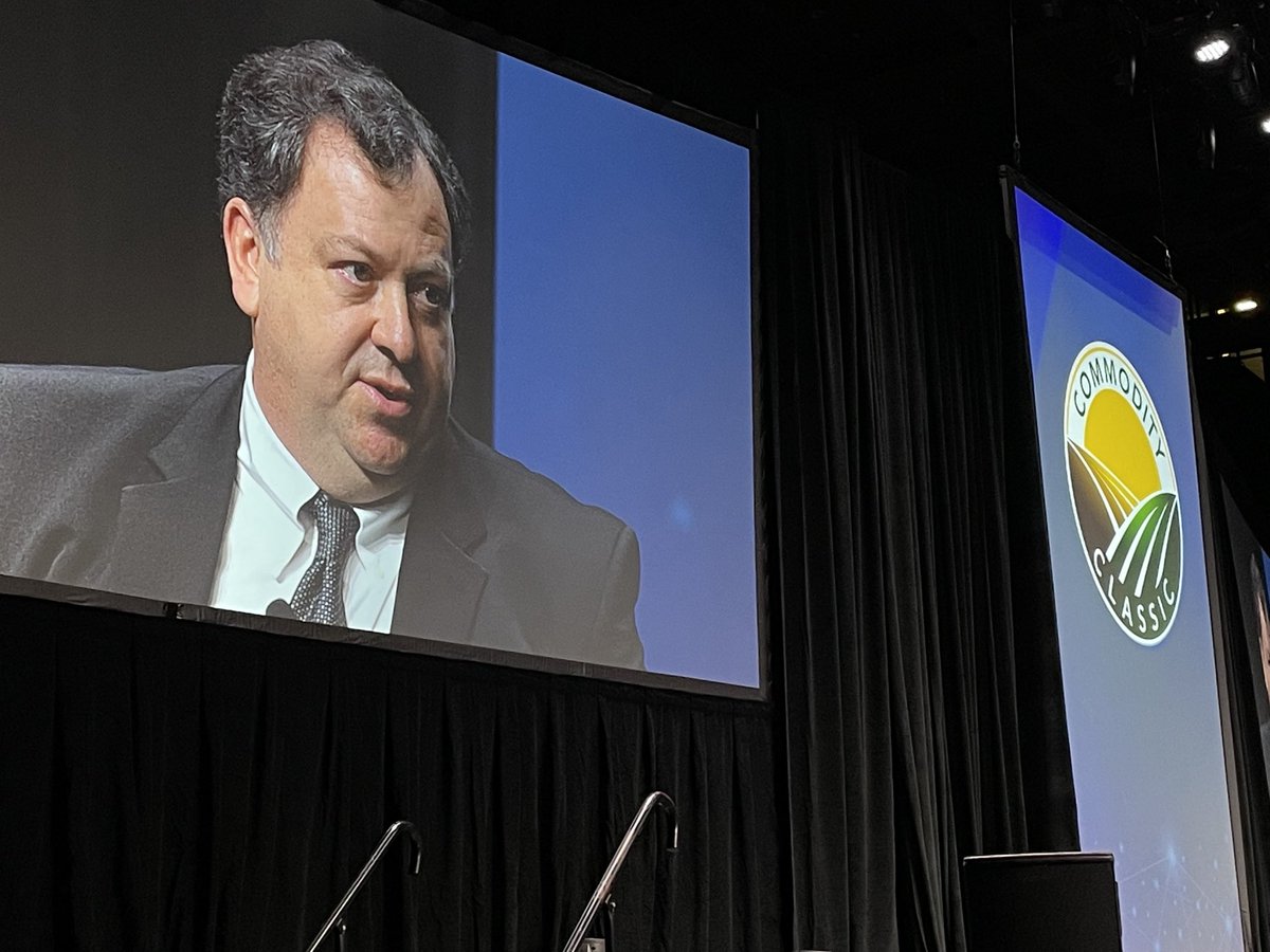 SamWDMoAg's tweet photo. A great farmer advocate for US ag!Brad Doyle of ⁦⁦@ASA_Soybeans⁩ talks US Soy at the General Session of ⁦@ComClassic⁩ #commodityclassic22 https://t.co/TTDhrDZNL8