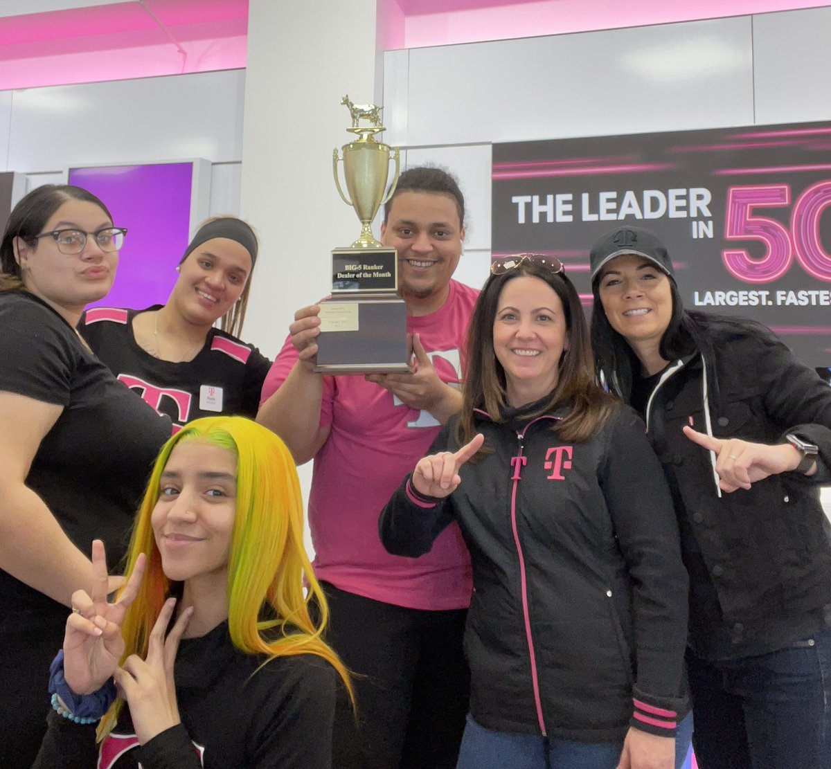 Congrats to our February GOAT <a href="/TCCMobile/">TCC Wireless</a> top dealer in the market on the Big 5 Ranker!  <a href="/julioradney/">Julio C Radney</a> <a href="/kosmoski/">Ed Kosmoski</a>