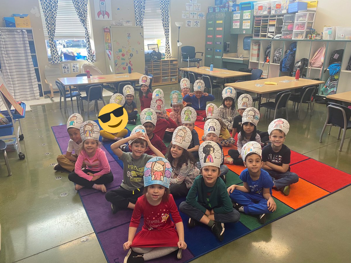MrsH_classroom's tweet photo. Happy National #SELday! Thank you @CounselingKrys for the positive affirmations and the hat craft! 🥰 https://t.co/1xuqJgElSB