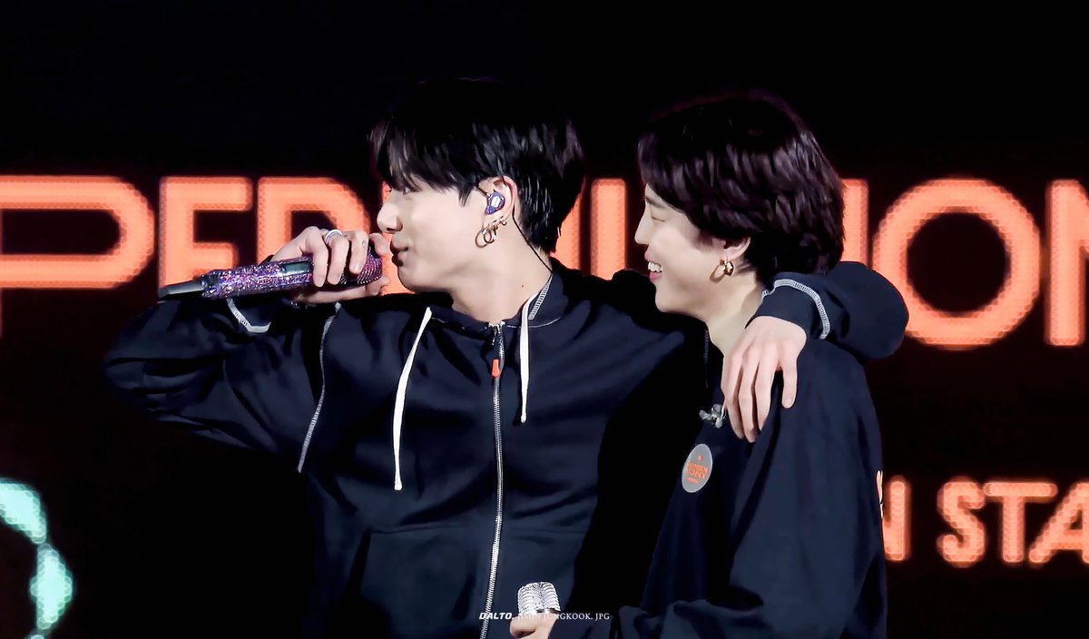 Dalto5813's tweet photo. PTD ON STAGE - SEOUL
캡쳐보정🧡

☀️🌙 https://t.co/bB9ao2swWF