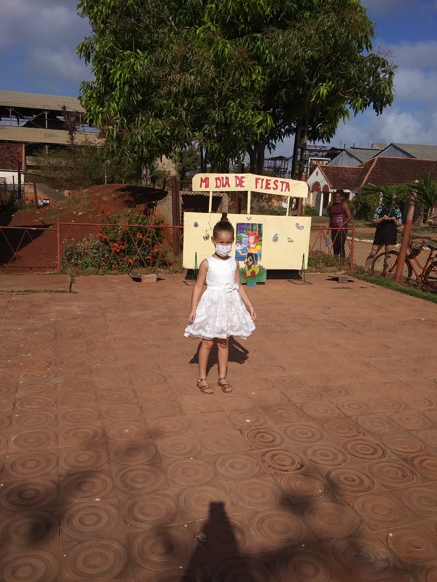 ci_cuba's tweet photo. Con canciones, poesías, bailes, risas y la alegría característica de las niñas y los niños, se realizó el acto de fin de curso en el CI Granitos de Azúcar.
#PCC.#CubaViveYRenace.#LaPrimeraInfanciaCuenta.#CubaMined https://t.co/QsIvvLTl0X