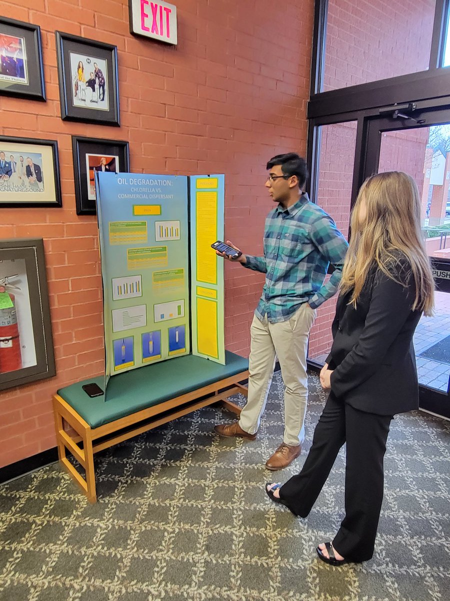Scrivner101's tweet photo. Regional Science Fair......virtual!  First time experience for us.  Kids are doing great! https://t.co/JqDng0T1EO