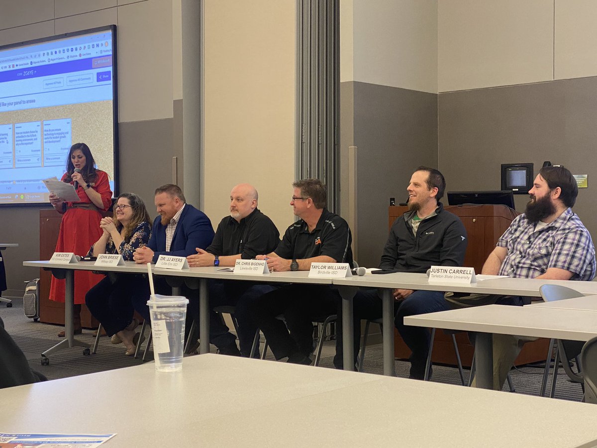 @TaylorHWilliams representing the @BirdvilleNest well on the EdTech Panel at @esc11Canvas this morning. “Learning Canvas is going to be slow, but it’s going to be worth it in the end.” #CanvasNation #NTXCUG