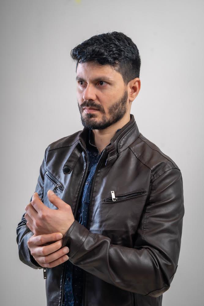 Viernes para celebrar.🍻🎉 Feliz cumpleaños a nuestro vocalista <a href="/akzdb/">Daniel Barboza דָּנִיֵּאל</a>. Que sigan los éxitos y el rock no se detenga🤘🏼🤘🏼 #birthday #bd #rock #music #arkazul
