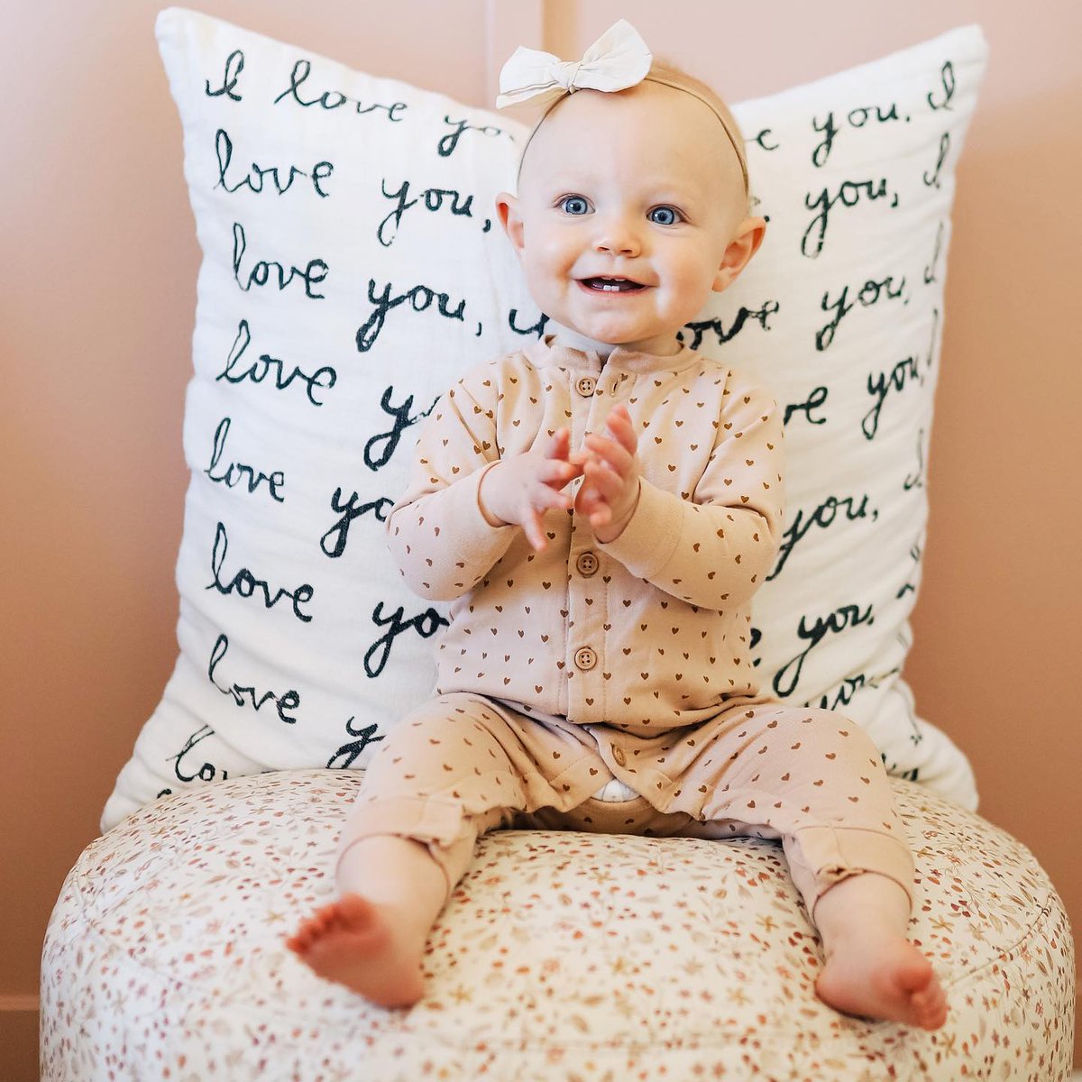 SugarbooandCo's tweet photo. The sweetest smiles can bring joy to everyone who sees them.
Good morning & happy Monday from us here at Sugarboo!
#wallart #walldecor #babyroom #sugarbooandco #rememberwhen #paperprints #positivitypieces
https://t.co/4AOFAlm8Ve https://t.co/jbSumQ6NTY
