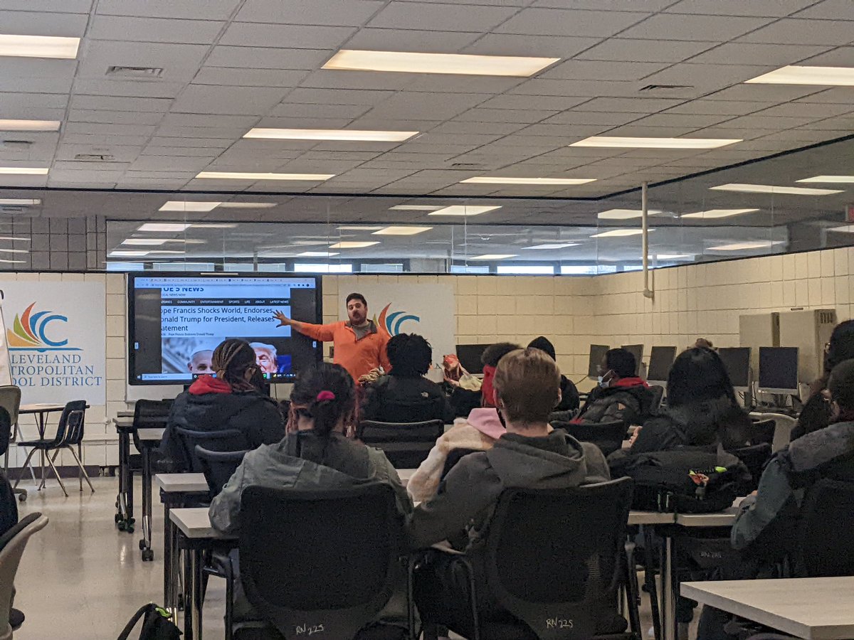 Annie Nickoloff tweet media