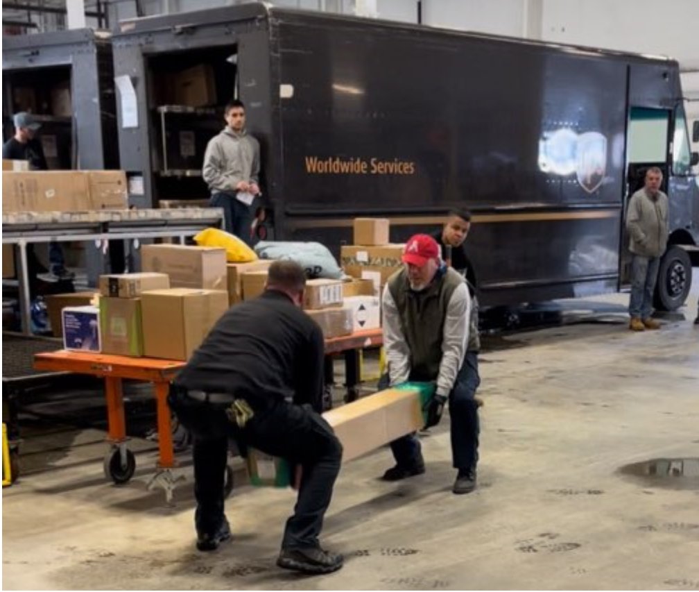 Chelmsford Package Safety (@packagesafety) on Twitter photo Wilmington Village demo on proper lift/lower techniques. IT'S OK TO ASK FOR HELP!
#nedstartstrong
<a href="/amy_madeira/">Amy Madeira</a> <a href="/Erickalyons/">Ericka Lyons Golia</a> <a href="/jenkowalik_/">Jennifer Kowalik</a> Wilmington Village demo on proper lift/lower techniques. IT'S OK TO ASK FOR HELP!
#nedstartstrong
<a href="/amy_madeira/">Amy Madeira</a> <a href="/Erickalyons/">Ericka Lyons Golia</a> <a href="/jenkowalik_/">Jennifer Kowalik</a>