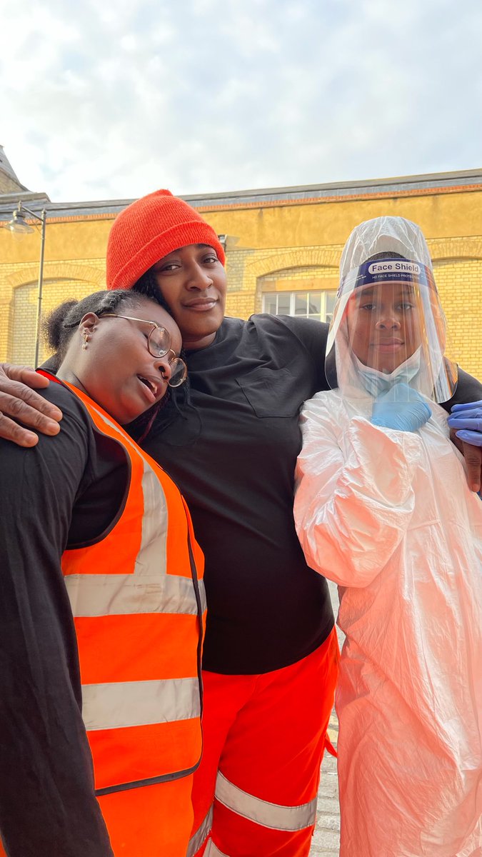 DionneBrooks3's tweet photo. #TheKeyWorkersCycleShow #LastNight #Brilliant #Awesome #Amazing We’re the #RefuseCollectors so proud to played in this one,because in Lockdown these people do such a great job keeping the community so cleaned so proud of them all 👏@AlmeidaTheatre @IslingtonBC https://t.co/22SzeftsvO