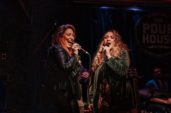 Have you checked out Americana Highways’  review of the Sirens of the Southeast Raleigh show at The Pour House Music Hall? Thank you Shana Leigh for your amazing work. 🖤🔥
Read all about it here americanahighways.org/2022/03/08/sho….