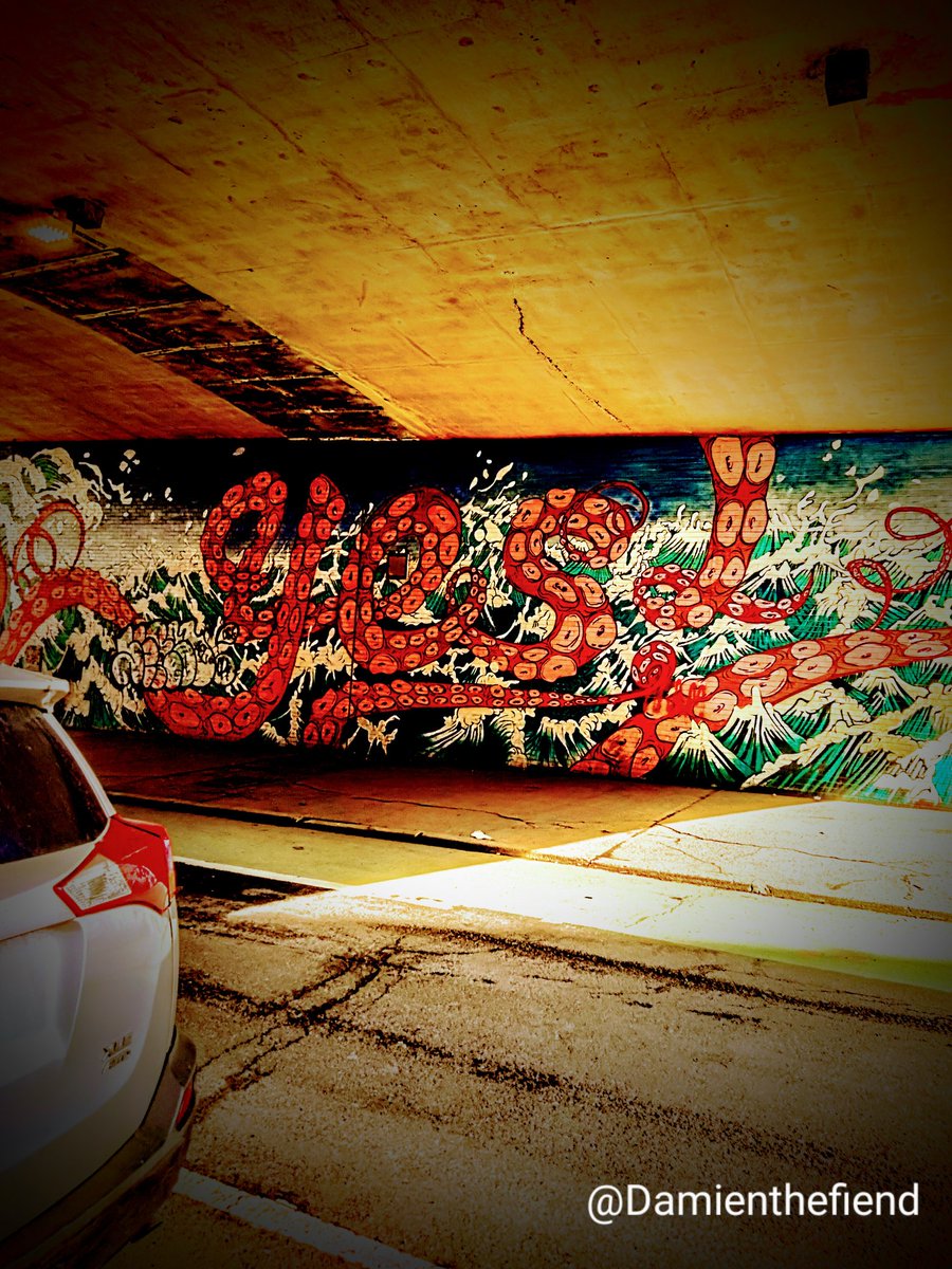 Damienthefiend's tweet photo. Indeed, Brooklyn. #StreetArt #streetphotography #nycphotographer #nft #NFTCommunity #NFTProject #nftphotography #OpenSeaNFT #brooklyngohard https://t.co/3QOfh4tzUE