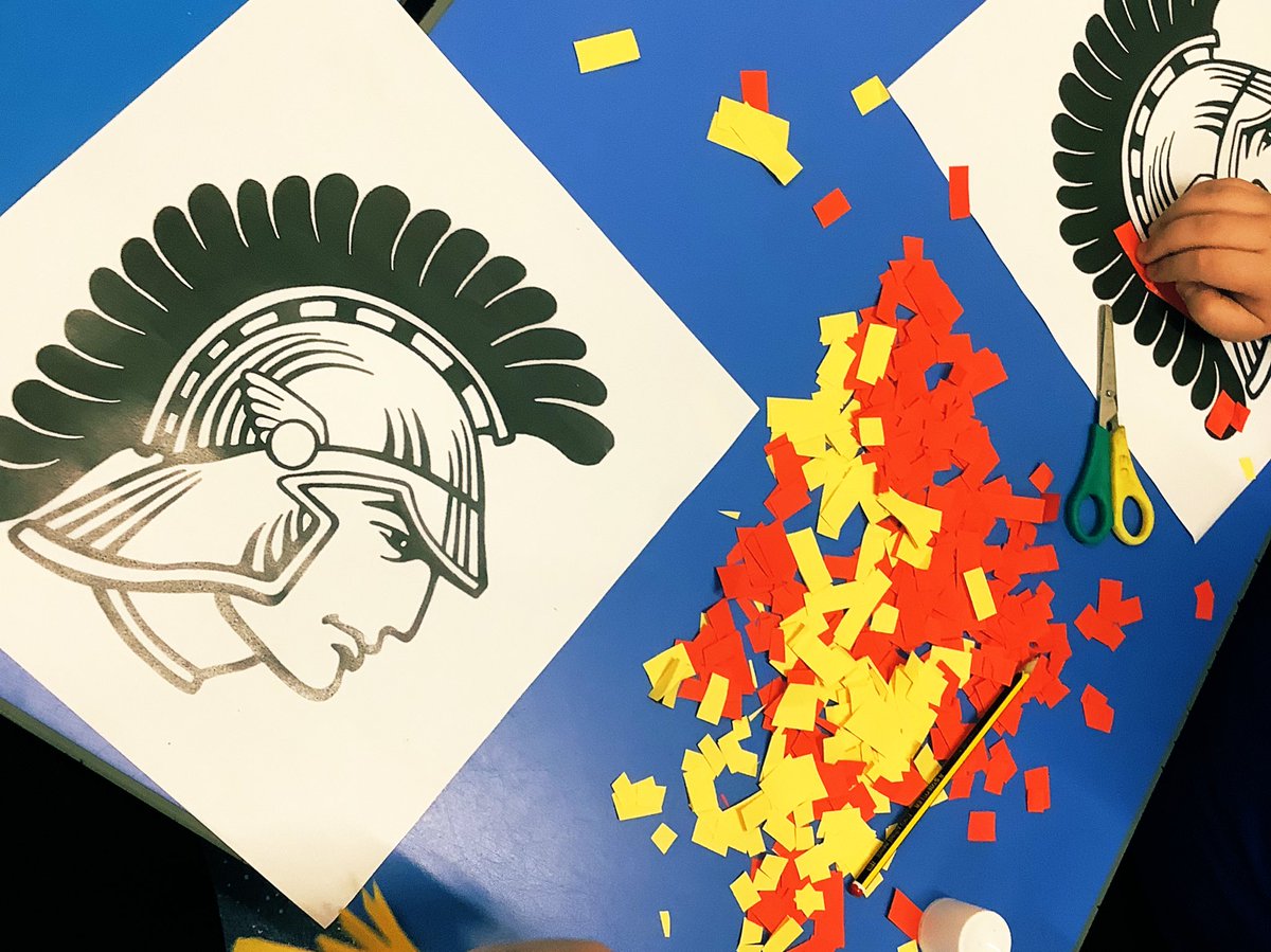 MissWalsh19's tweet photo. A super start to our art club project this week! Exited to keep working on our roman mosaics - da iawn D3⭐️ @DeriSchool @MissReesDeri https://t.co/ILGSMCRHsI