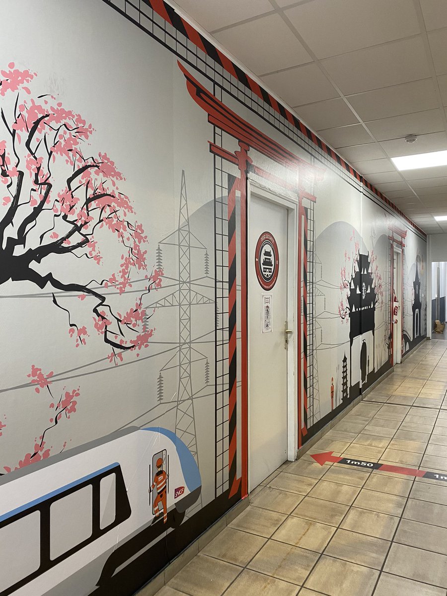 TM_ParisNord's tweet photo. Le Dojo Sécurité du #TCPN a été inauguré le 17 février en compagnie de notre directrice de ligne @ZeldaCrambert.
But : avoir un lieu pour l’apprentissage des bonnes pratiques et la formation des nouveaux agents afin qu’ils deviennent des ceintures noires de la sécurité https://t.co/t7xDfZAA7a