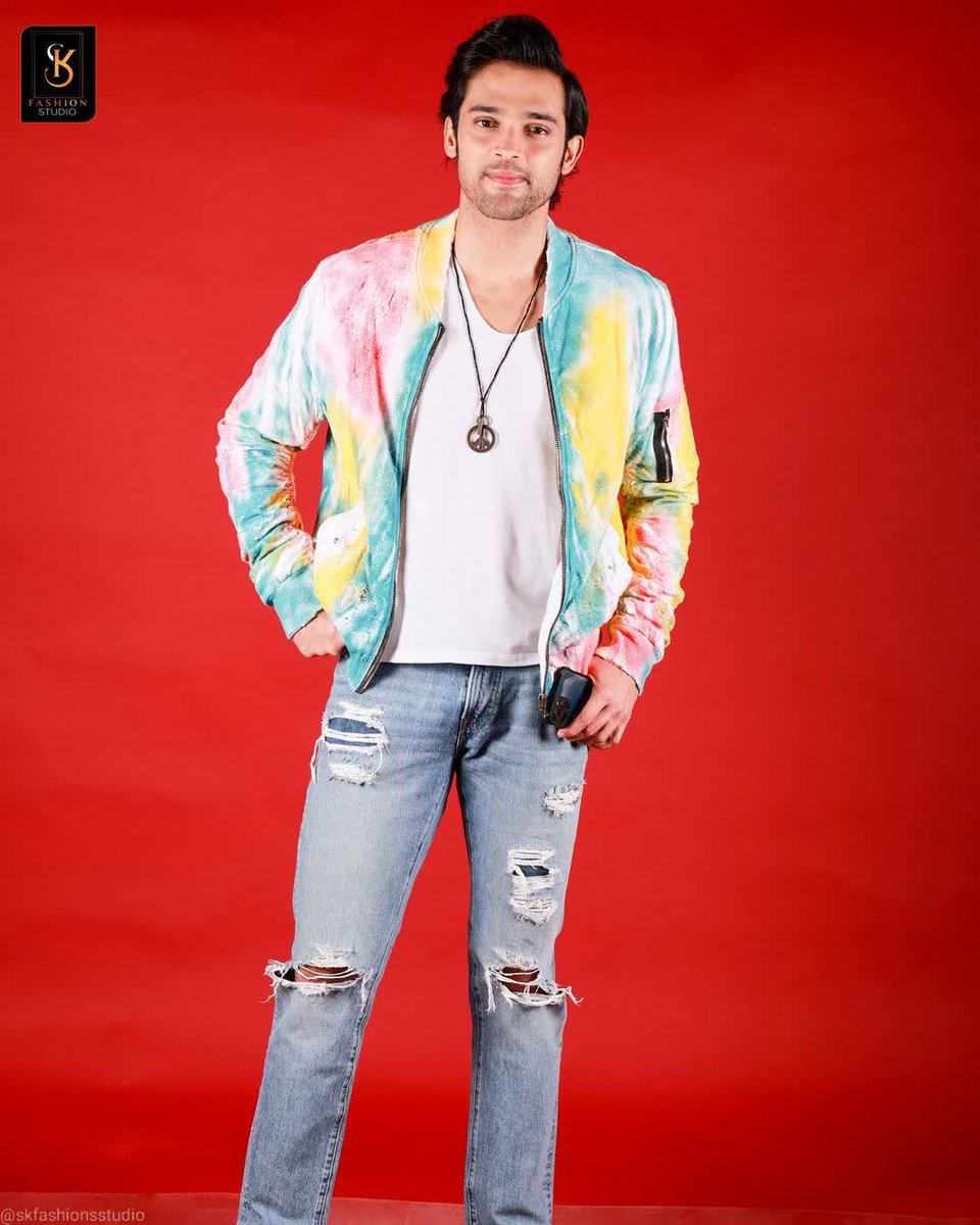 Khushi_jha411's tweet photo. Phati jeans
#HappyBirthdayParthSamthaan https://t.co/amvrvLierA