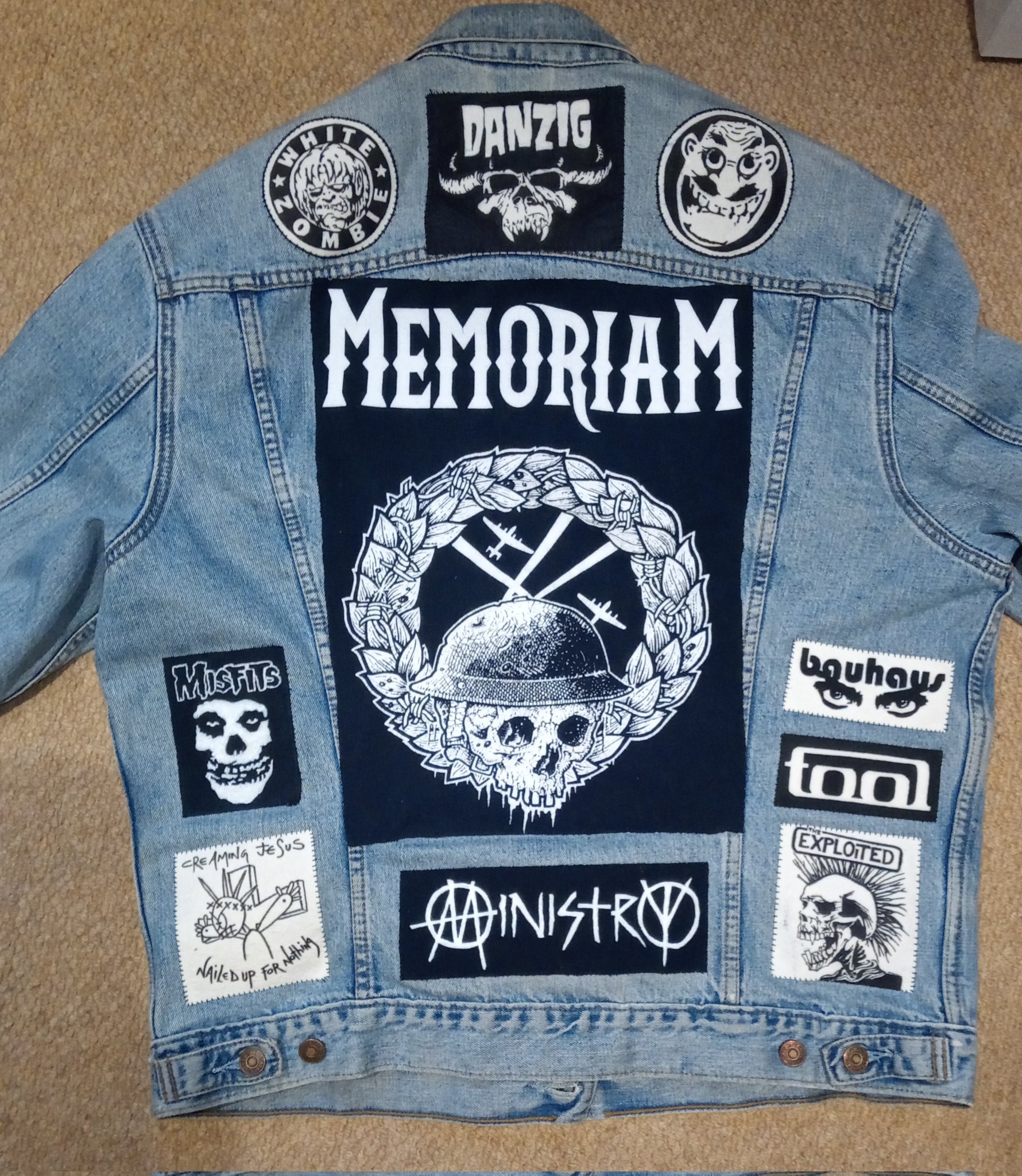 Dem Bones Art on X