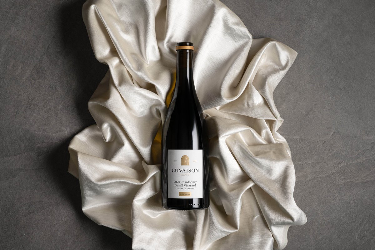 #NewRelease now available to our members! 

The 2020 Chardonnay, Durell Vineyard is shaped by a unique combination of uplifted Carneros soils, marine inﬂuence, and elevation from where it is grown. Notes of honeyed apricot and orange blossom are enhanced by a luxurious ﬁnish.