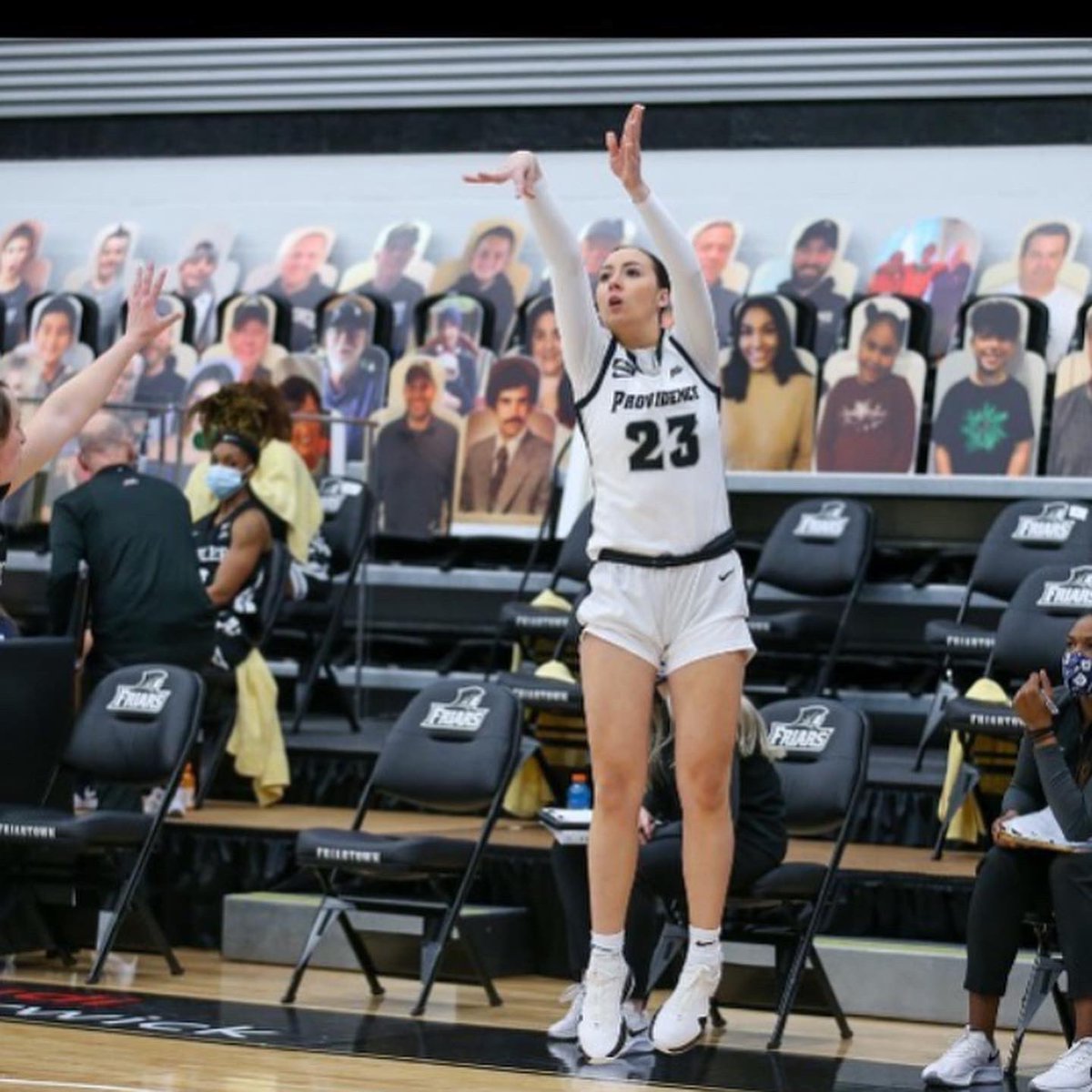 julia_fabozzi's tweet photo. Thank you Providence. I would like to announce that I am putting my name into the transfer portal. 🖤🤍 23 out✌🏼 https://t.co/rnlwxSVipA