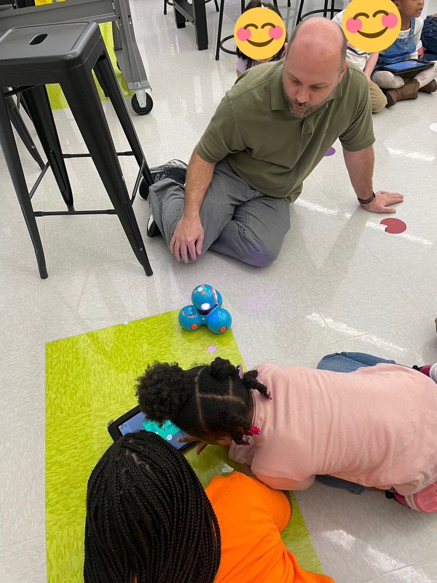 Jessica Holloway tweet media