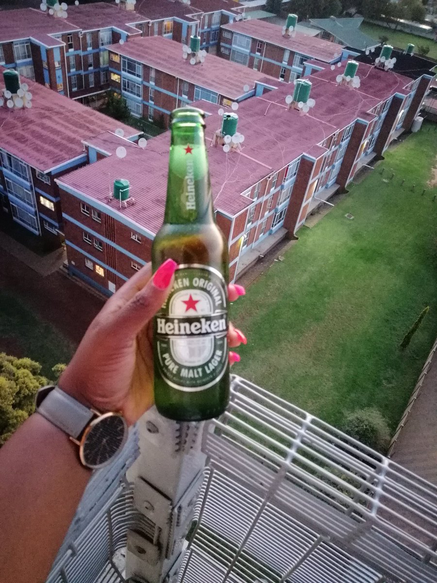 Its been a long week and an even longer day... Ere ekene🍻🍺 #heineken #FridayVibes