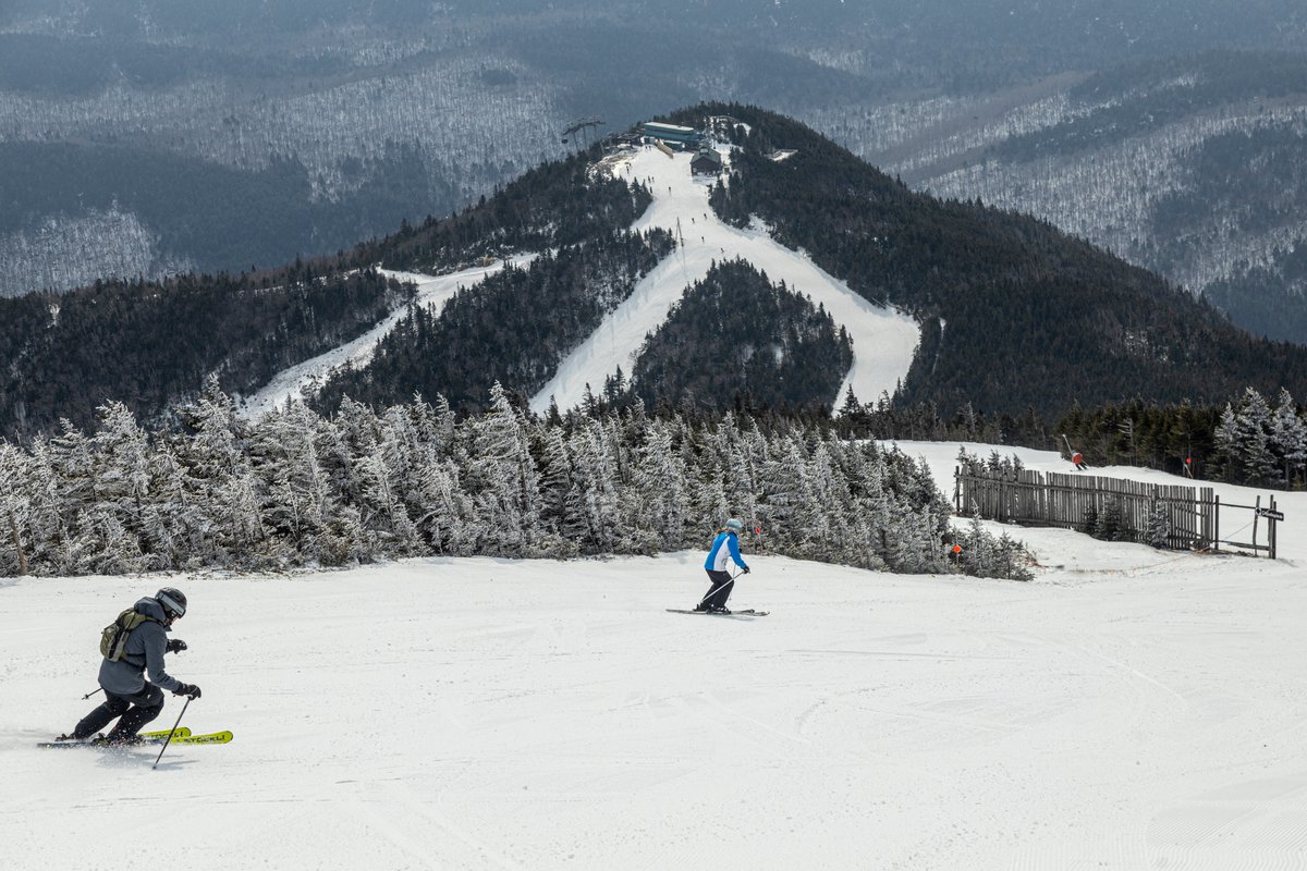 SkiWhiteface's tweet photo. March bringing prime carving conditions.
#WhitefaceMountain #LakePlacid #FridayVibes #SkiADK #ISkiNY #Mountains #Winter https://t.co/HcMeF66KAu