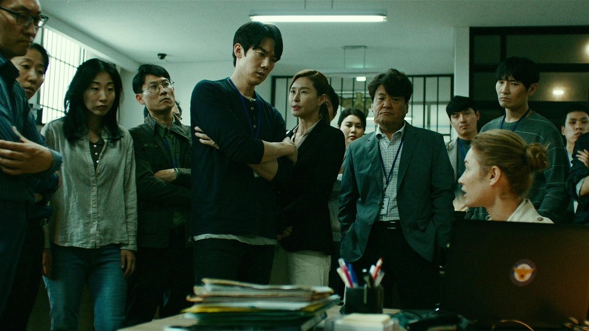 2022.3.20韓公開『バニシング:未解決事件』仏版ポスター ユ・ヨンソク オルガ・キュリレンコ 『ただ悪より救いたまえ』子役パク・ソイも出演して...