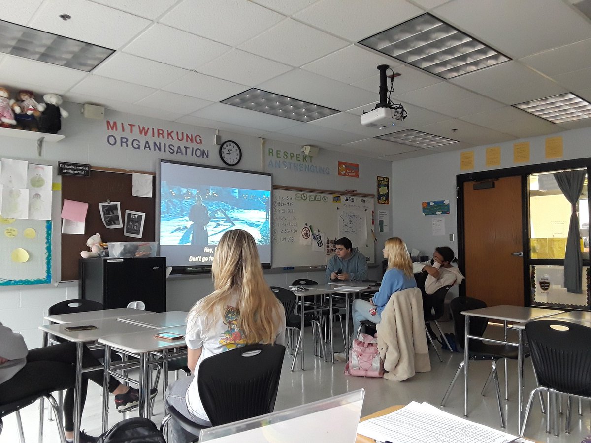 #WorldLanguageWeek German Three watching Joyeux Noel &amp; learning history &amp; culture from 3 points of view #wlmatters #FHNCommunity