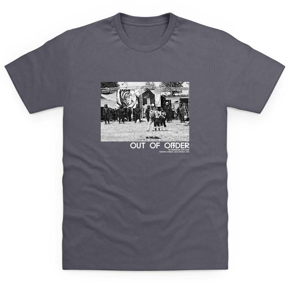 bleep's tweet photo. Shipping Now:
Molly Macindoe - Out Of Order T-Shirt 
Ditto

https://t.co/Uz1qdR4qXh

@mollymacindoe https://t.co/siJzlzhxgh