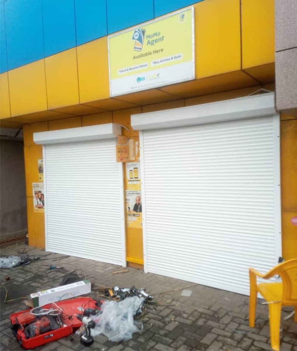 EuphoriaEffects's tweet photo. We understand the importance of securing your buildings properly
We ensure you get strong &amp; reliable Roller Shutters because they're custom-built and we fit them ourselves👷‍♀️inquire about our Sales, installation. 
 📲on 07088848284
sales@euphoriaeffects.com 
#rollershutters https://t.co/Qg22UvGMT2