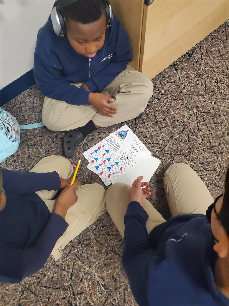 FabFauvelle's tweet photo. @FoxboroughRCS 
Students practice identifying triangles using a partner game. #fabulousfauvelle #triangles #collaboration https://t.co/7KhxmIKcvE