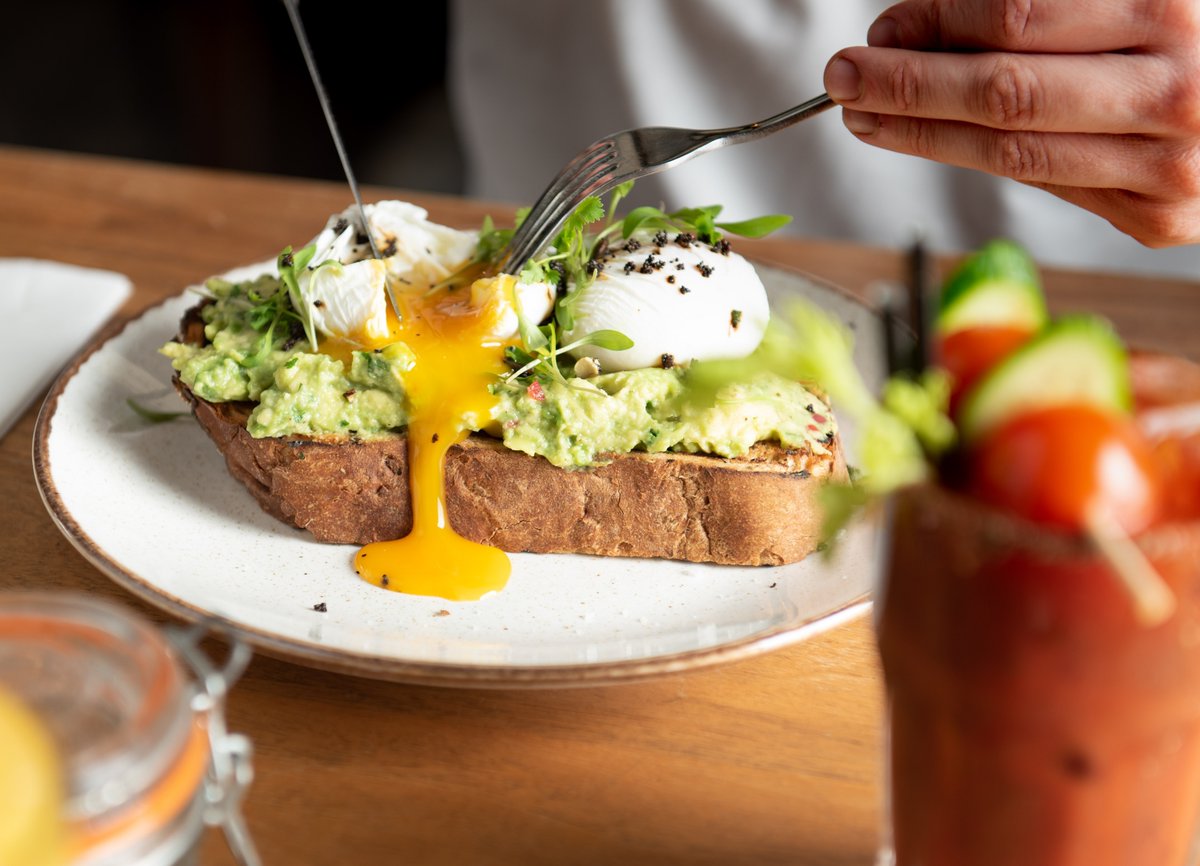 No plans for Saturday? Let's sort you out with some brunch and of course, for £25 pp enjoy 90 mins of bottomless bubbles, bloody marys, bellinis or Fiero spritz 🥑🥂

Book here: l8r.it/TjGD