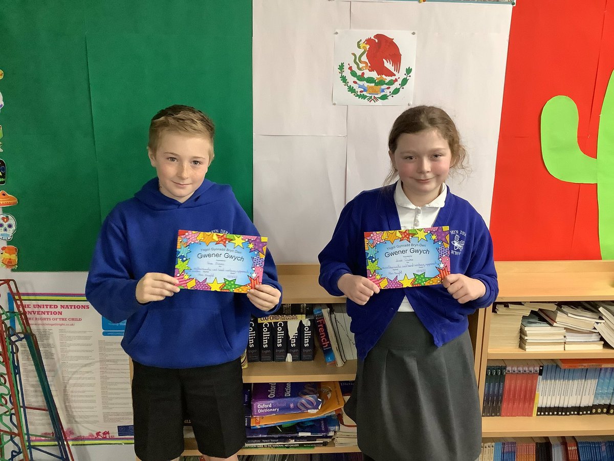 bdps_22's tweet photo. Da iawn to our Gwener Gwych award winners - keep up the enthusiasm 😀#article29bethebesticanbe https://t.co/YnzOXKLKR2