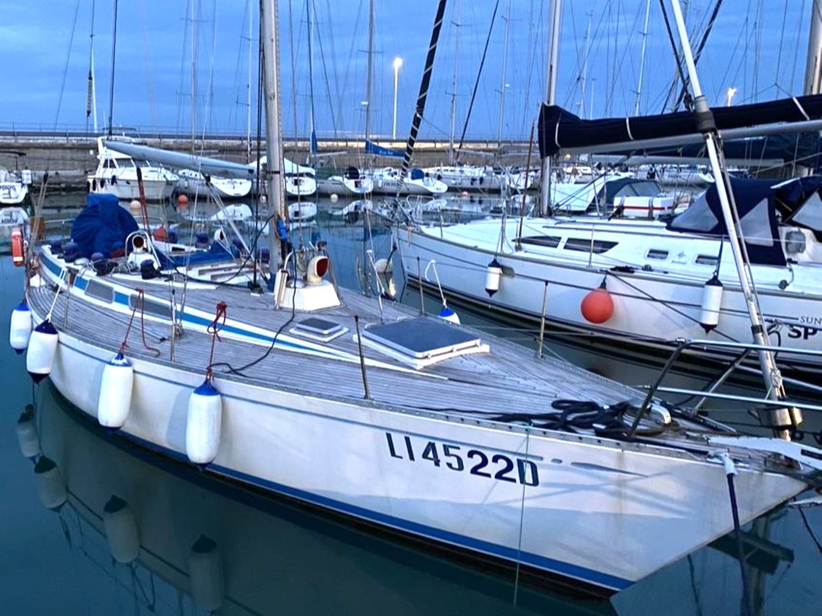 grabauyachts's tweet photo. NEW LISTING - 1980 Nautor Swan 371 'JADI III' for sale - Askng Euro 65,000 EU VAT paid - lying Ancona, Italy - Refitted Ron Holland vintage Swan

https://t.co/fmdRQ20hp8

#nautor #nautorswan #swan371 #ronholland #classicswan https://t.co/ksoUuMT8MS