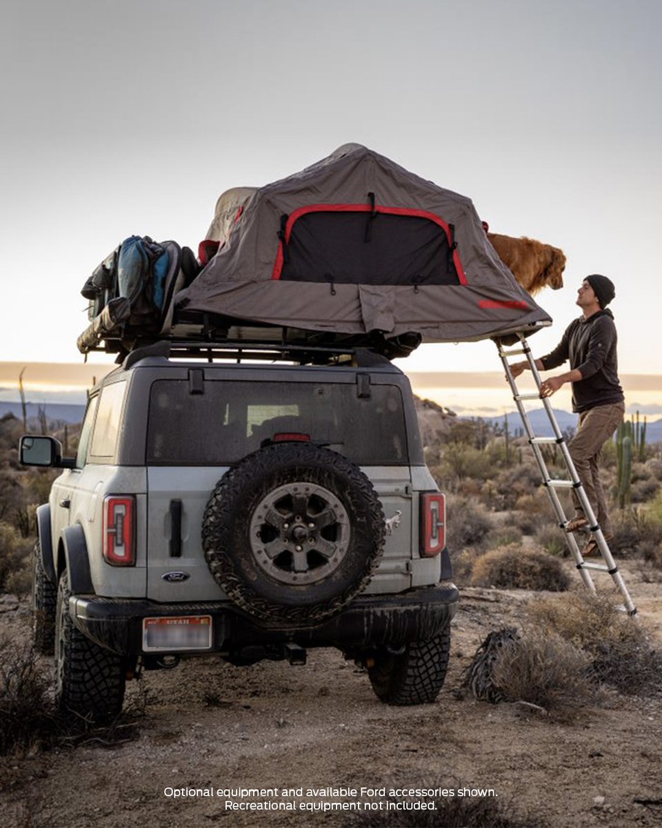 Ford's tweet photo. Best friends adventure together.
#FordBronco #BuiltWild https://t.co/9XZkWfzDOx