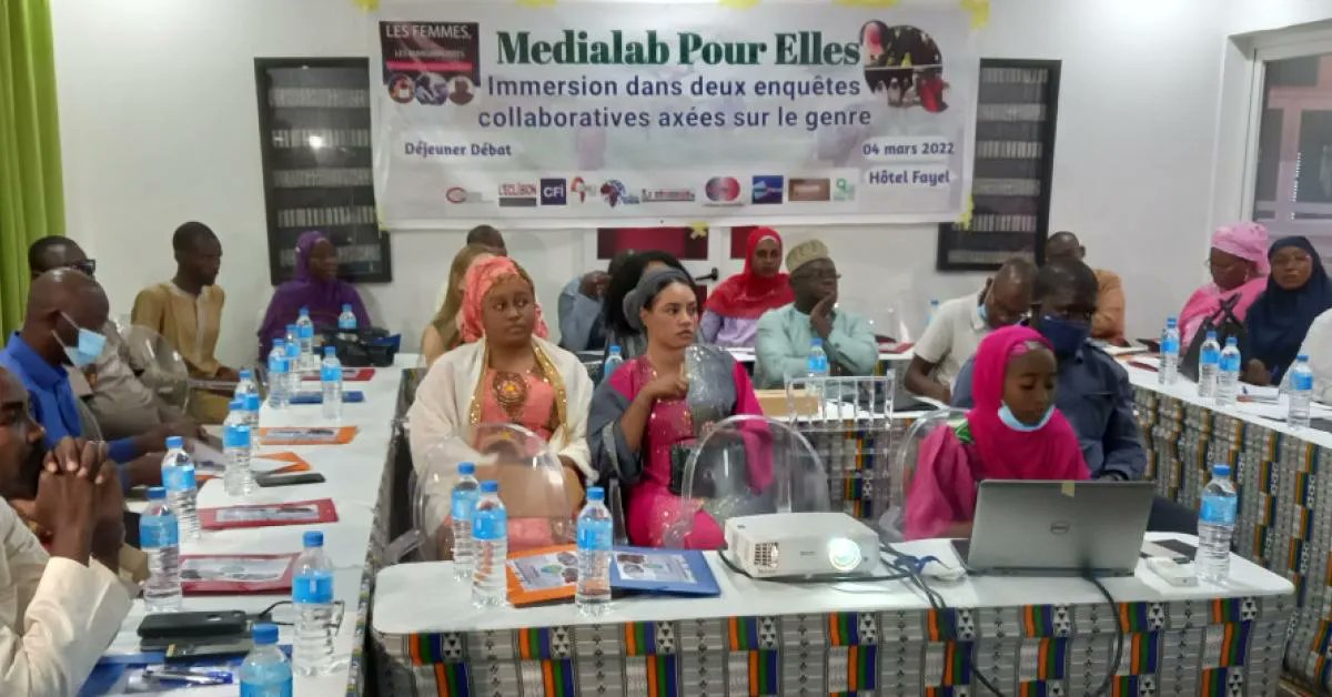 CFImedias's tweet photo. đ” AprĂšs une 1Ăšre sĂ©rie de publications fin dĂ©cembre 2021 au Cameroun et Ă Madagascar, les enquĂȘtes du projet #MediaLabPourElles ont Ă nouveau portĂ© leurs fruits avec plusieurs reportages diffusĂ©s dĂ©but 2022 au Niger et en CĂŽte dâIvoire.
đ https://t.co/dIISq4h1gO
#CFImedias https://t.co/ZEBHreByG6