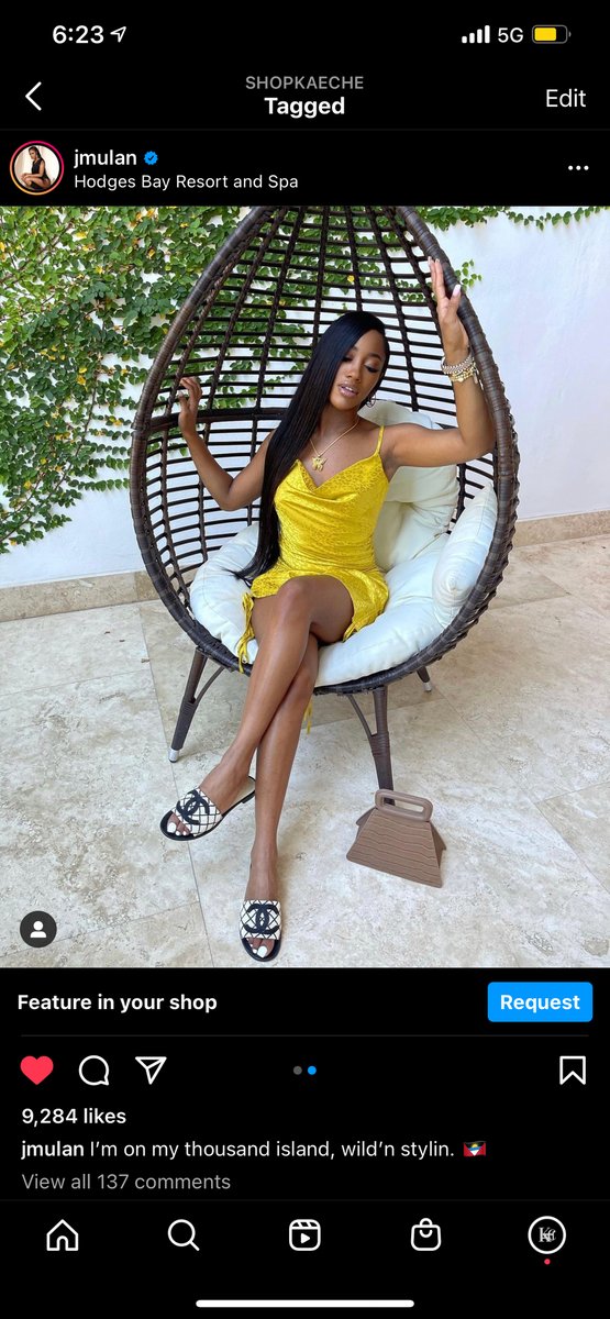 SHOPKAECHE's tweet image. Take our Oversized Mariposa Necklace with you on vacay, she's a lot of fun🦋  || KAECHE.com #KAECHE #SHOPKAECHE #tarnishfreejewelry #18kgold #goldplatedjewelry #qualityjewelry #goldjewelry #blackownedjewelry #shopnow #sunnines #anklets #neckalces #bracel...