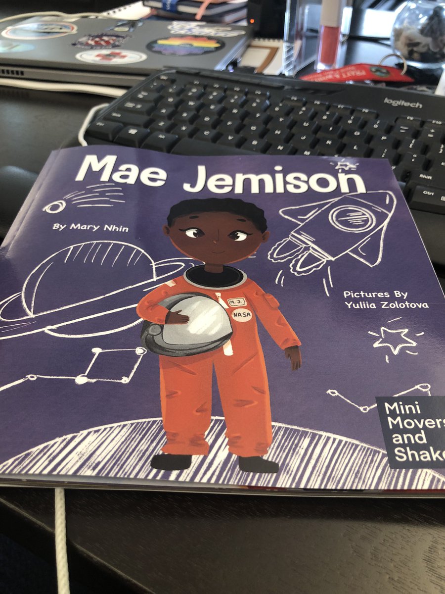 Started my day in Florida reading to my sister’s 2nd grade class in New Jersey. #inspiringwomen #womenengineers #womenhistorymonth2022 #womeninaviation #womeninstem Pratt &amp; Whitney #maejemison