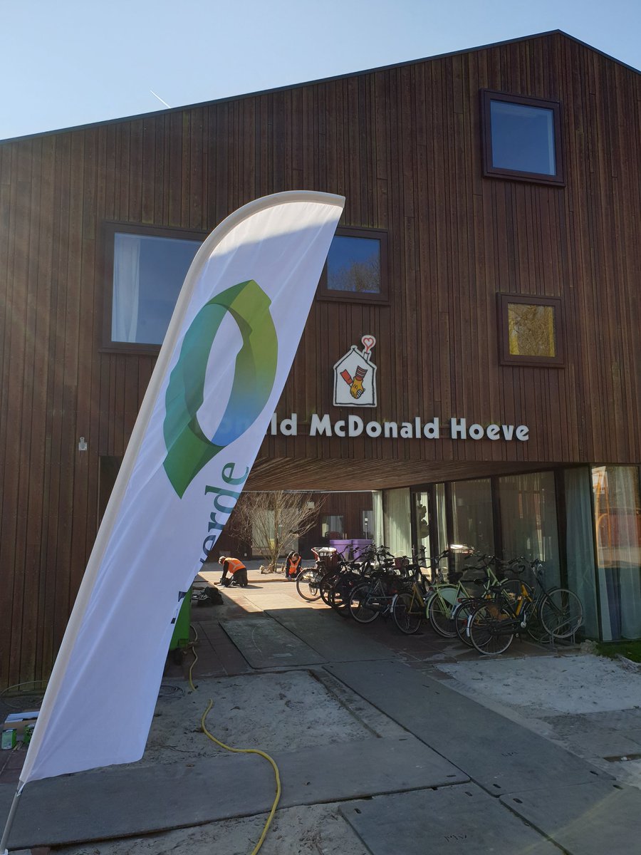 RMcD_Hoeve's tweet image. Vandaag @NLDOET en dus bij de @RMcD_Hoeve een dagje tuinaanleg met @idverdeNL ☀️ #beleeftuin #spelen #inclusief