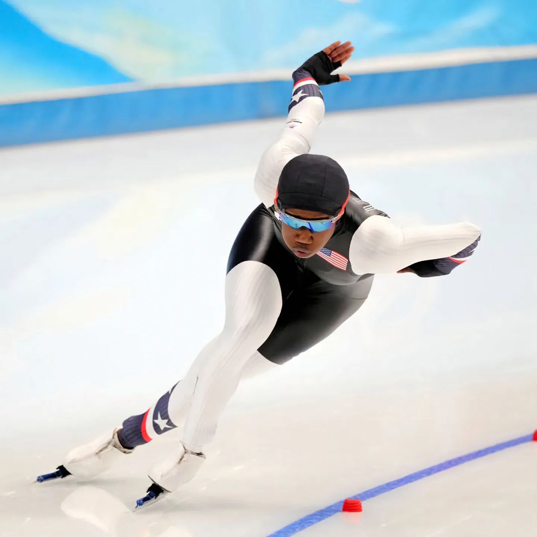 ErinJackson480's tweet photo. Last event of the season!

I'm looking forward to racing in front of the energetic @Thialf crowd this weekend. Then I'm sticking around in the Netherlands for another fun race next week!

#WorldCupFinal #DeZilverenBal
("SS Final: Heerenveen" on @peacockTV) https://t.co/6TjZgywaXF