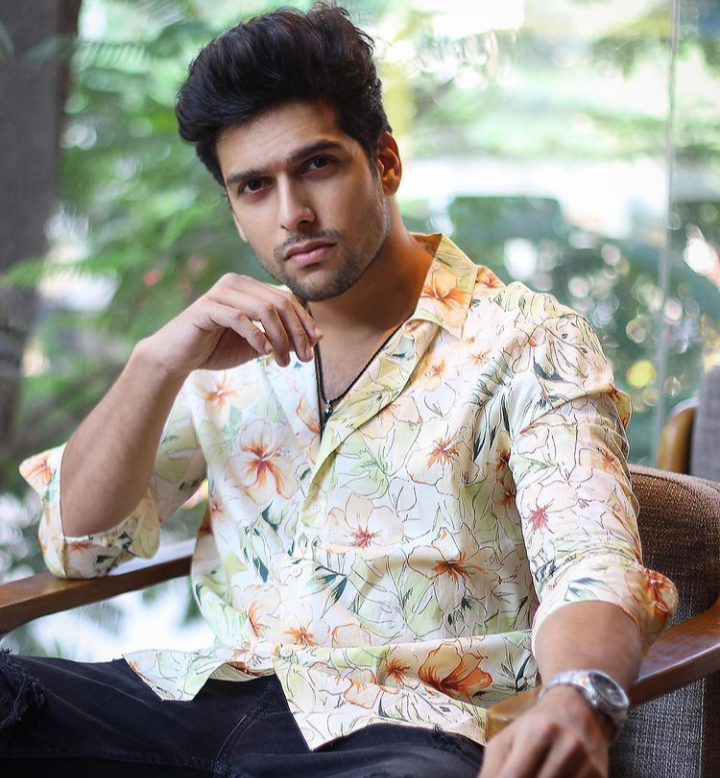 telly__world's tweet photo. #SaiKetanRao and #KhushiDubey to star in @gulenaghmakhan 's next on hotstar https://t.co/iiVgCOVb6I