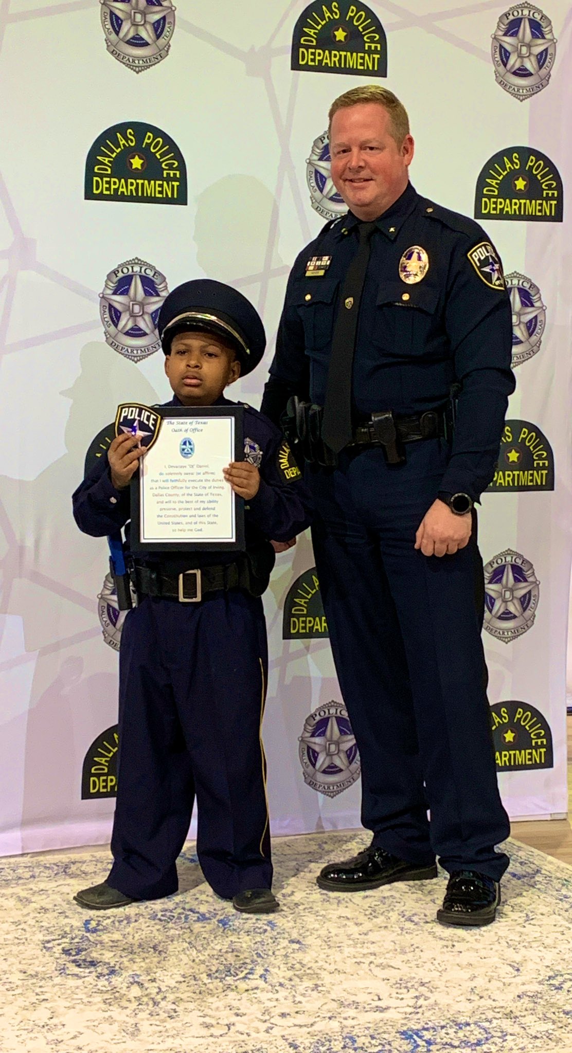 Irving Police Dept Sur Twitter Congratulations To Honorary Irving Police Officer Devarjaye Dj Daniel Ipd Was Happy To Participate In The Mass Swearing In Ceremony For 10yr Old Dj As He Battles