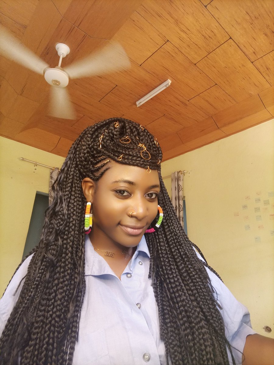 Dodollards's tweet photo. African hairstyle 😊☺️ https://t.co/0ZA3hJUY7a